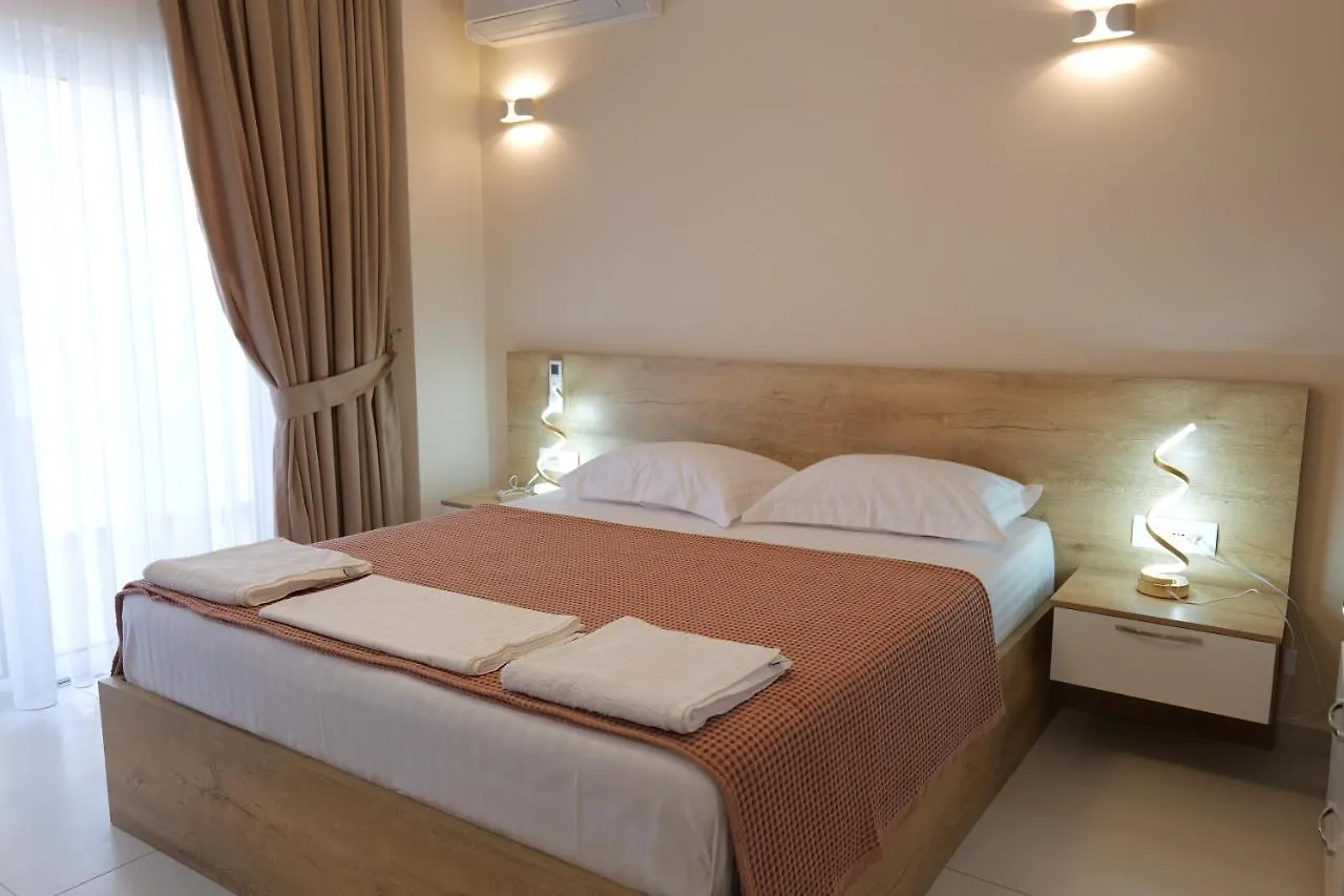 Saranda Luxury Apartments  Саранда