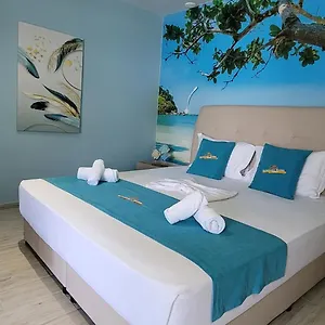 Suncoast Port Side Apartment